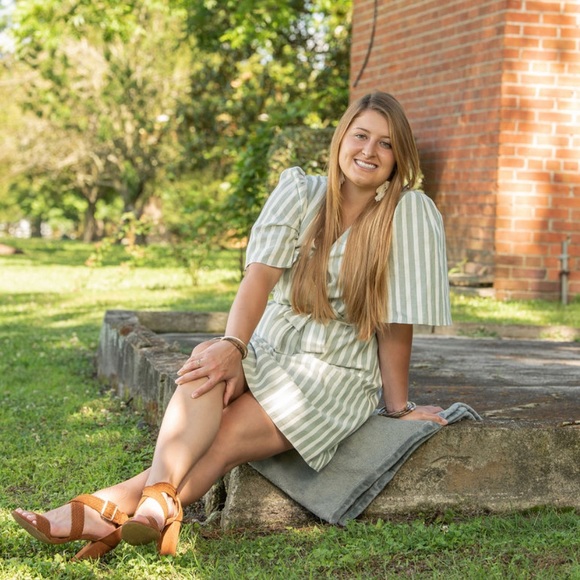 Meet your Posher, Chandler - Picture 1 of 1